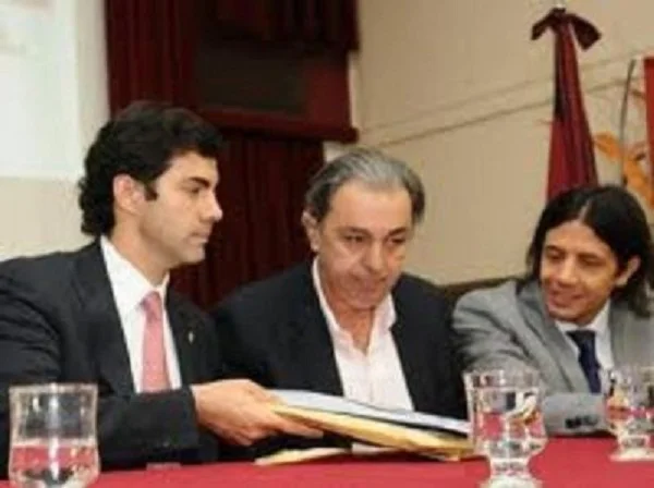 0-adminastricion-desmanejo-FRH-urtubey-Parodi