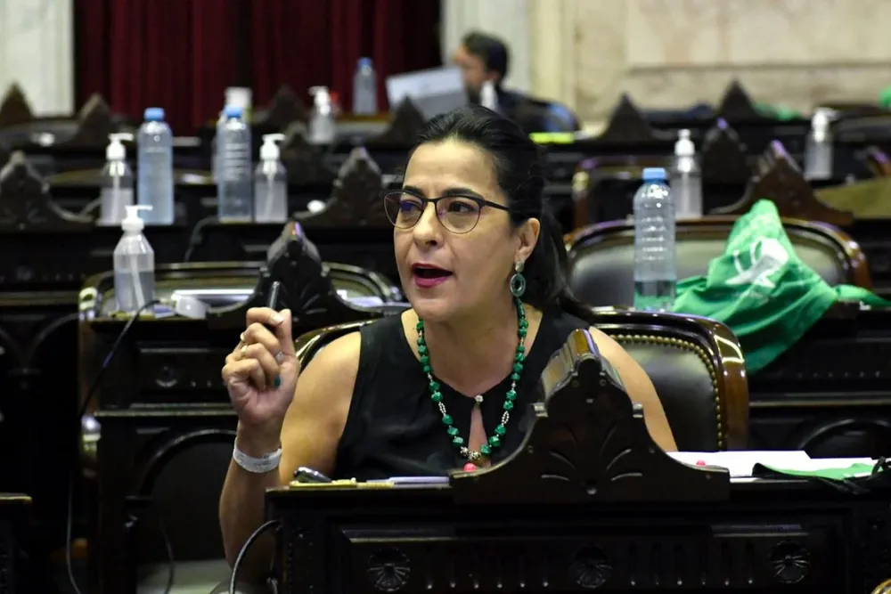49598-carolina-moises-esta-marea-verde-esta-pariendo-un-tiempo-nuevo